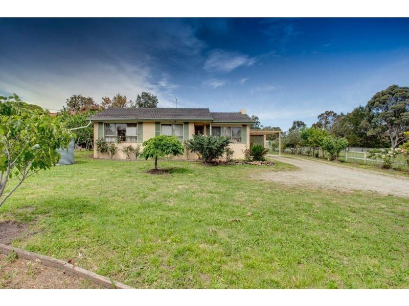 1540 Wellington Road, Lysterfield VIC 3156