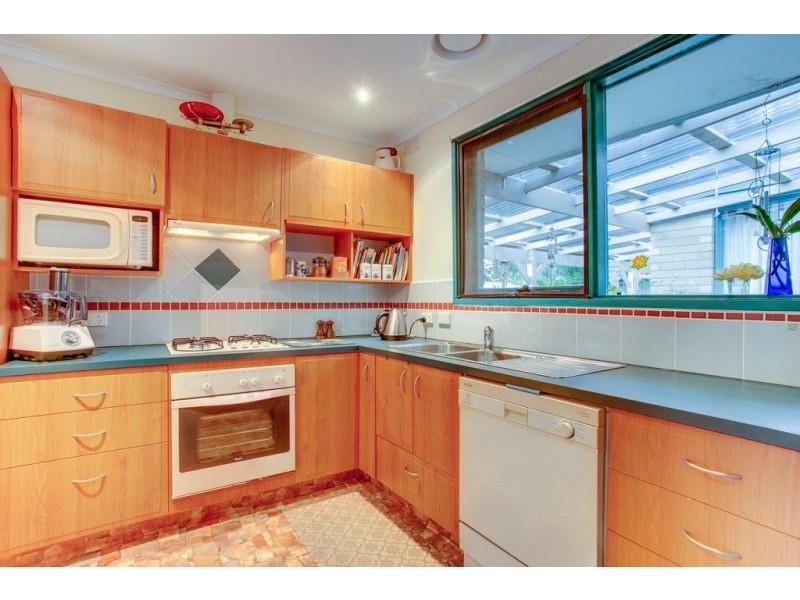 27 Alexander Crescent, Ferntree Gully VIC 3156