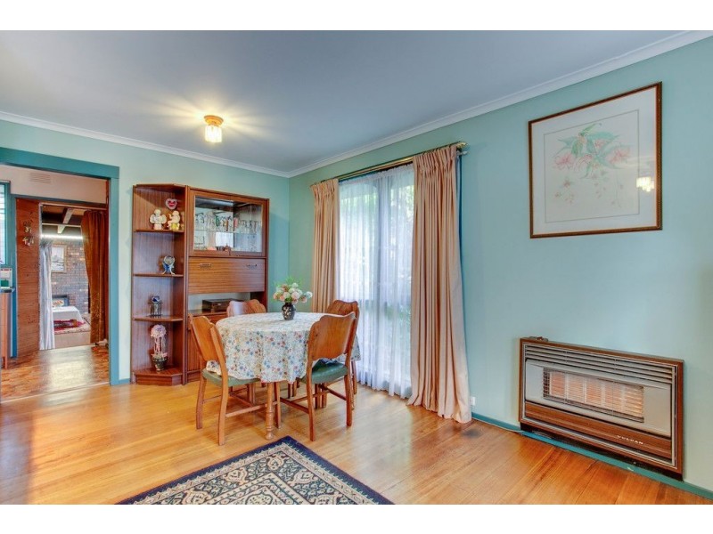27 Alexander Crescent, Ferntree Gully VIC 3156