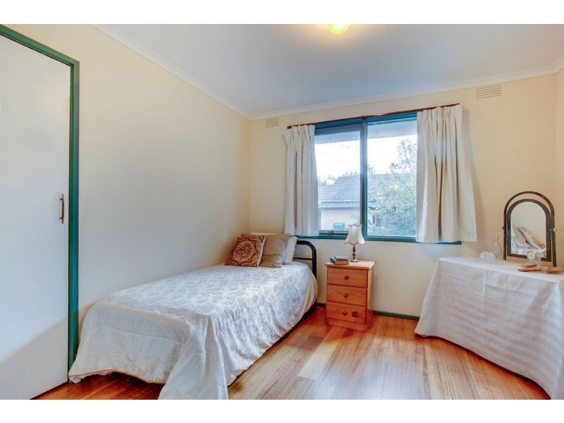 27 Alexander Crescent, Ferntree Gully VIC 3156
