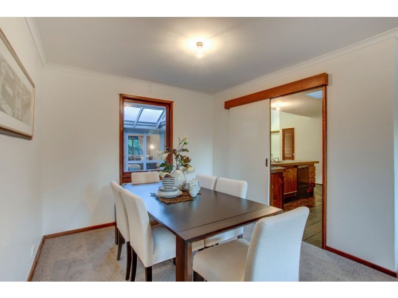 29 Riddell Road, Wantirna South VIC 3152