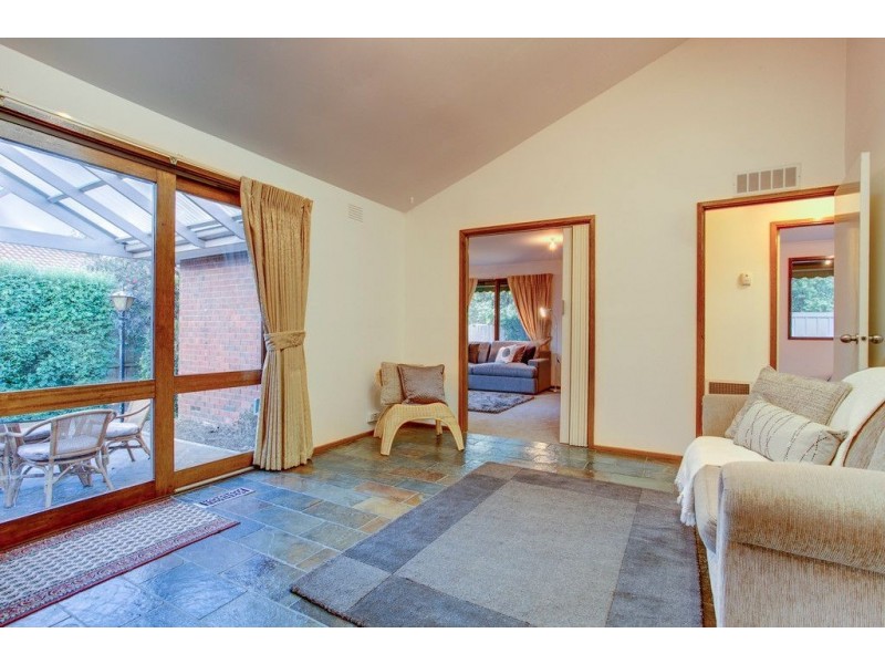 29 Riddell Road, Wantirna South VIC 3152