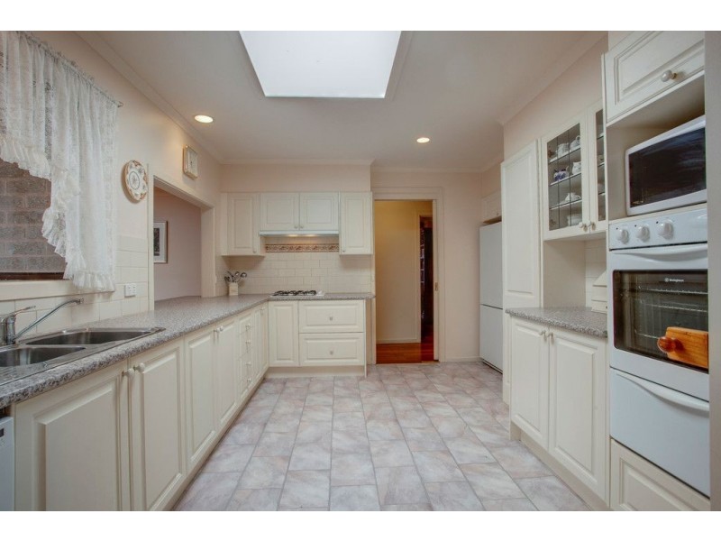 23 David Street, Knoxfield VIC 3180