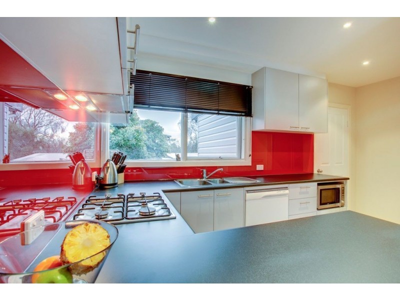 6 Buna Court, Boronia VIC 3155