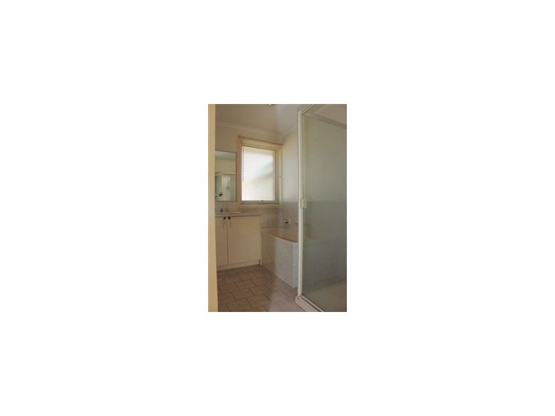 2/62 Tulip Crescent, Boronia VIC 3155