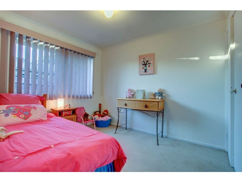 13 Newstead Way, Wantirna South VIC 3152