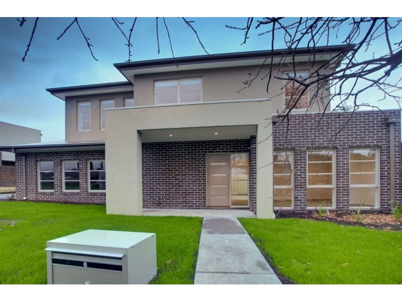 6/17 Myrtle Street, Bayswater VIC 3153