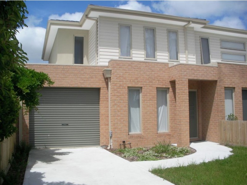 1/5 Laurel Avenue, Boronia VIC 3155