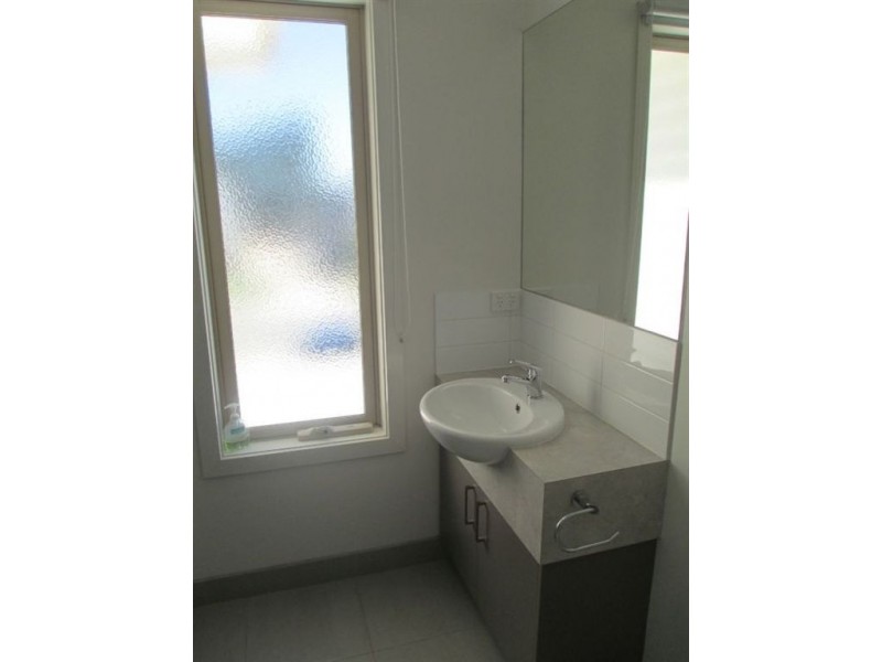 1/5 Laurel Avenue, Boronia VIC 3155