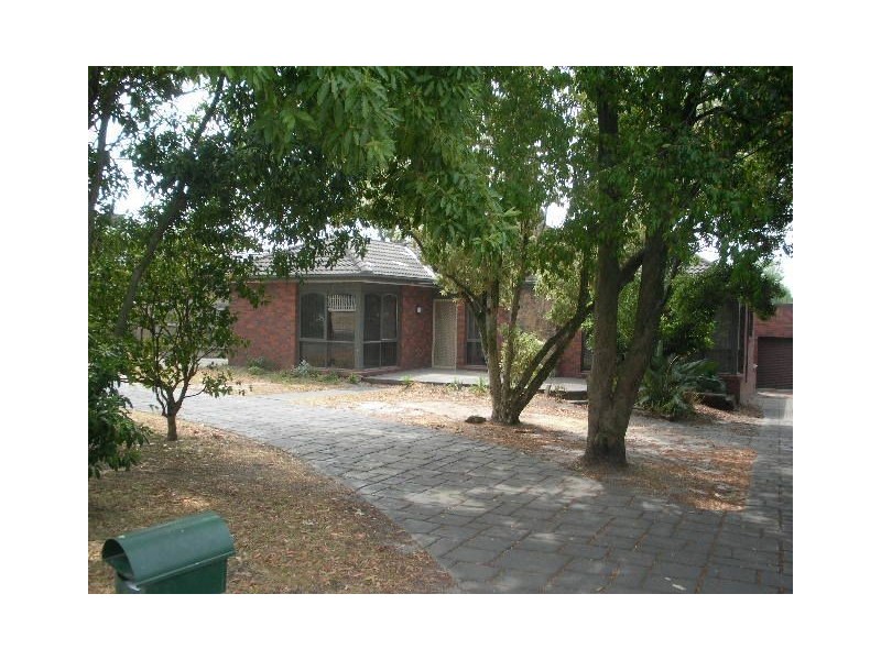 22 Commercial Road, Ferntree Gully VIC 3156