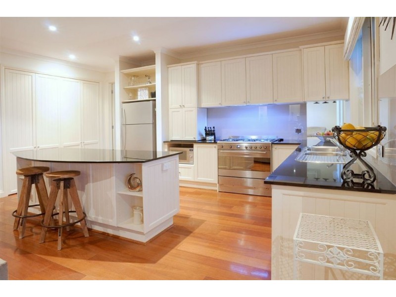 322 Hallam North Road, Lysterfield South VIC 3156