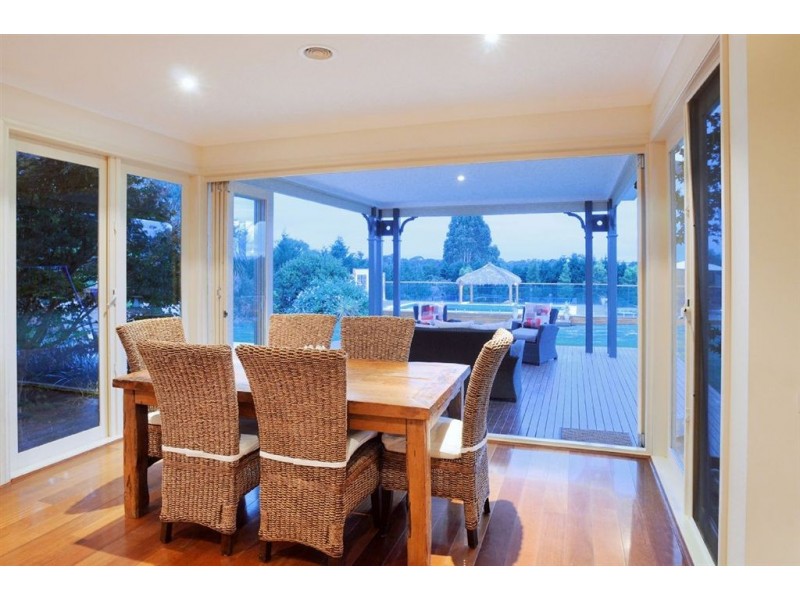 322 Hallam North Road, Lysterfield South VIC 3156