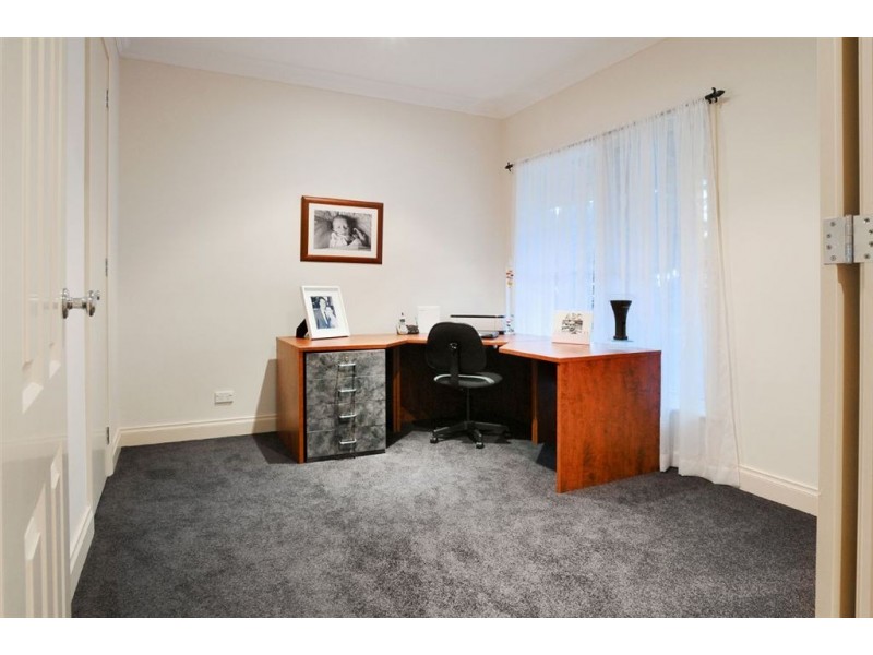 322 Hallam North Road, Lysterfield South VIC 3156