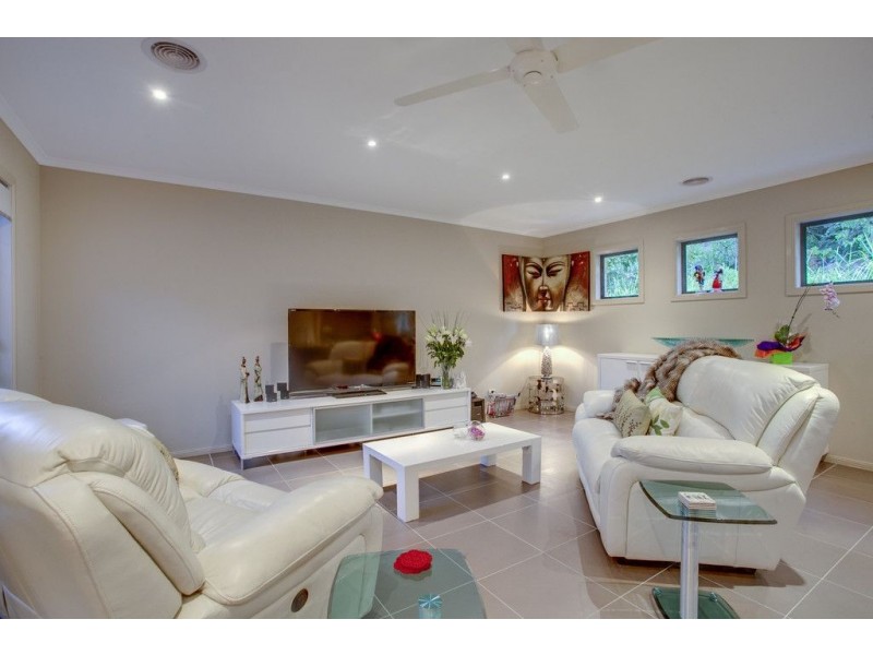 16 Mercia Avenue, The Basin VIC 3154