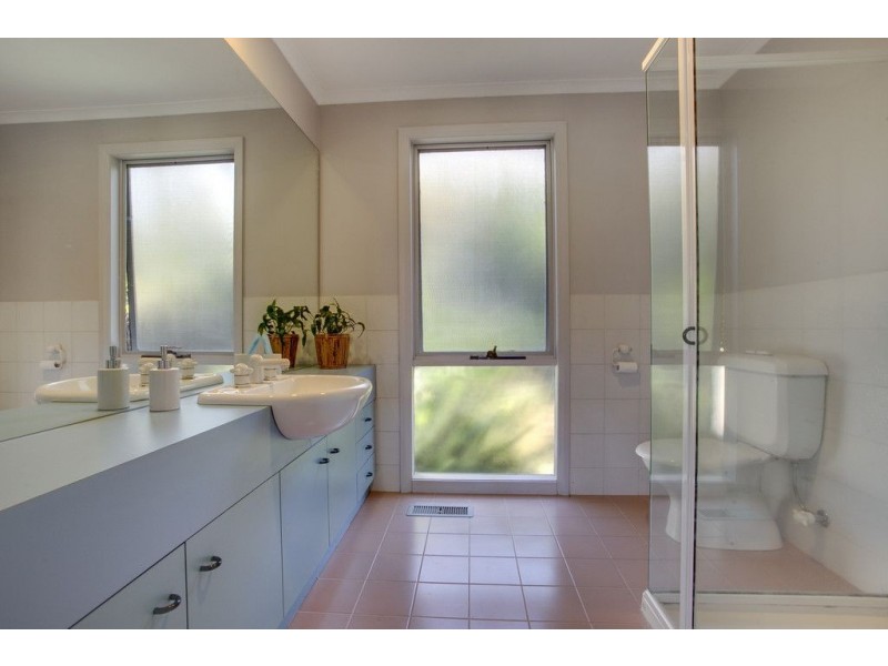 36 Grandview Crescent, Upper Ferntree Gully VIC 3156