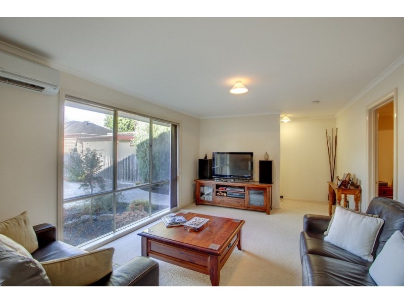 2/50 Kanooka Road, Wantirna South VIC 3152