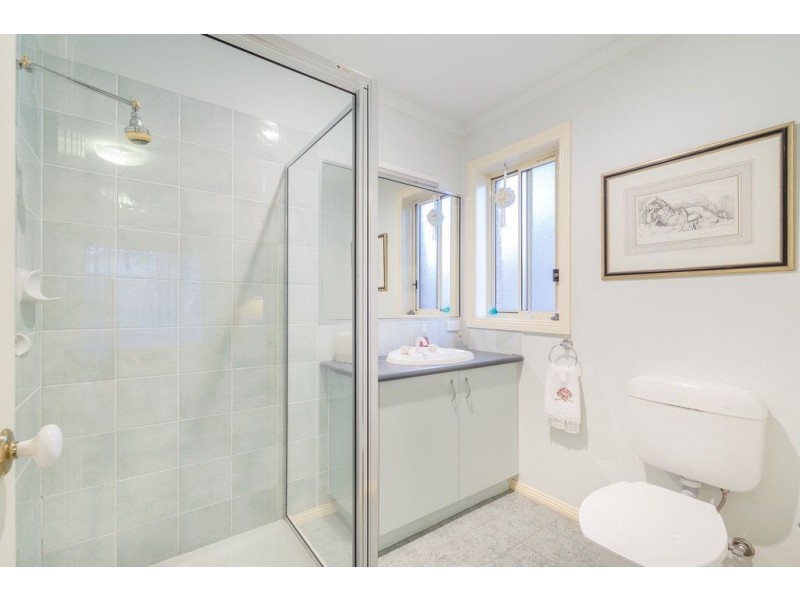 2 Willow Road, Upper Ferntree Gully VIC 3156