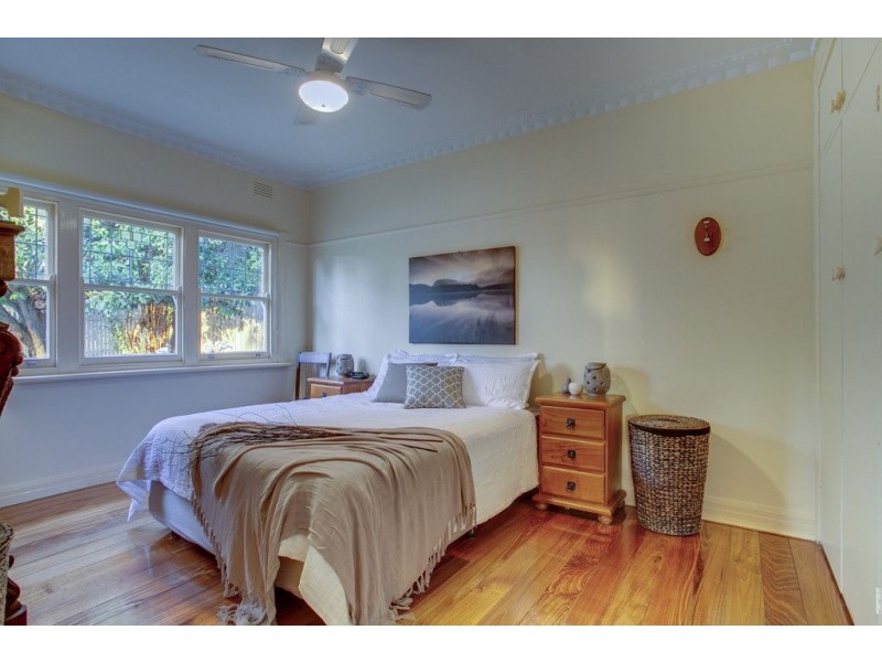 36 Doysal Avenue, Ferntree Gully VIC 3156