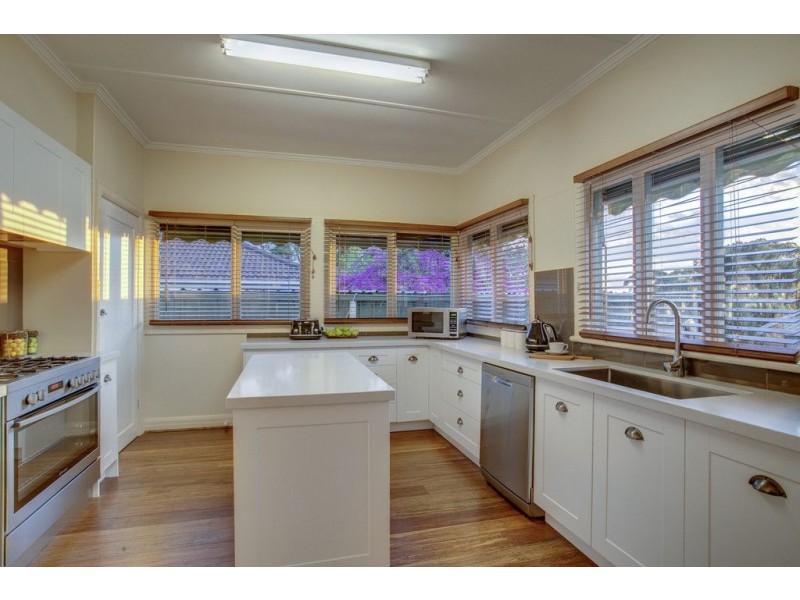 36 Doysal Avenue, Ferntree Gully VIC 3156