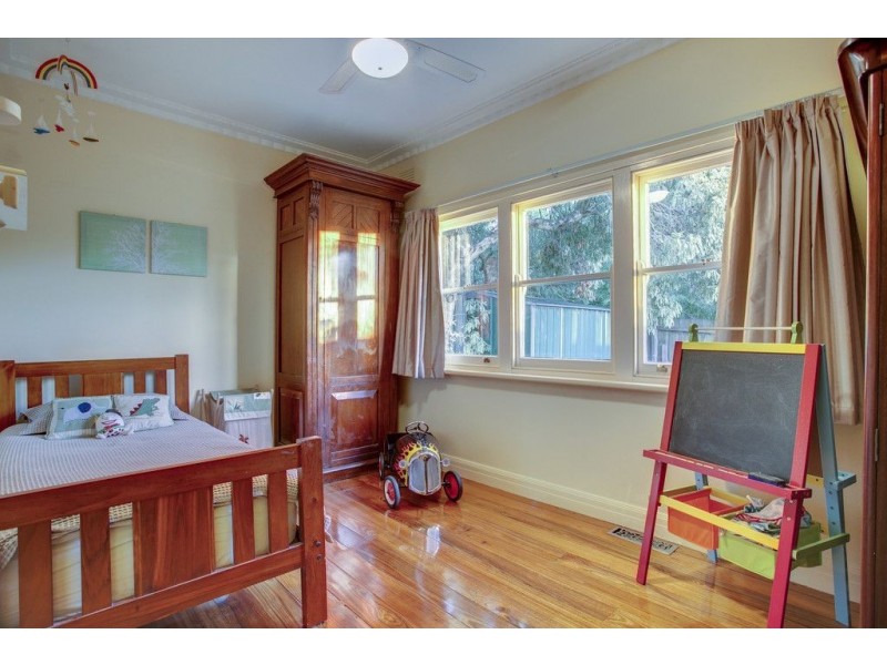 36 Doysal Avenue, Ferntree Gully VIC 3156