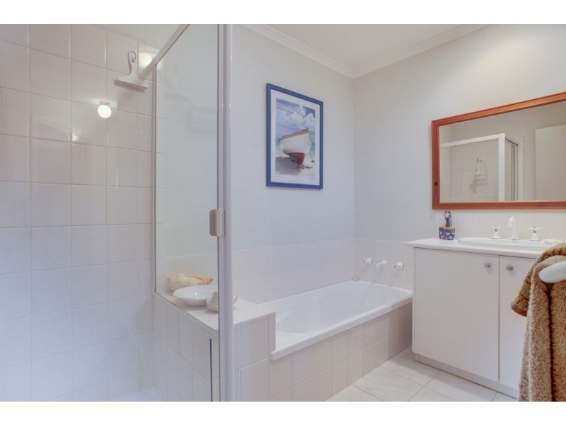 10 Gresford Road, Wantirna VIC 3152