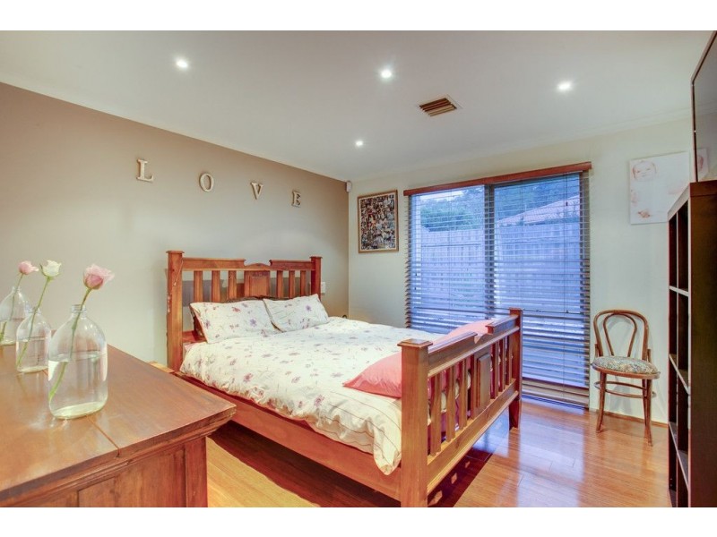 23 Fairlawn Place, Bayswater VIC 3153