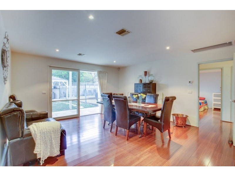 23 Fairlawn Place, Bayswater VIC 3153