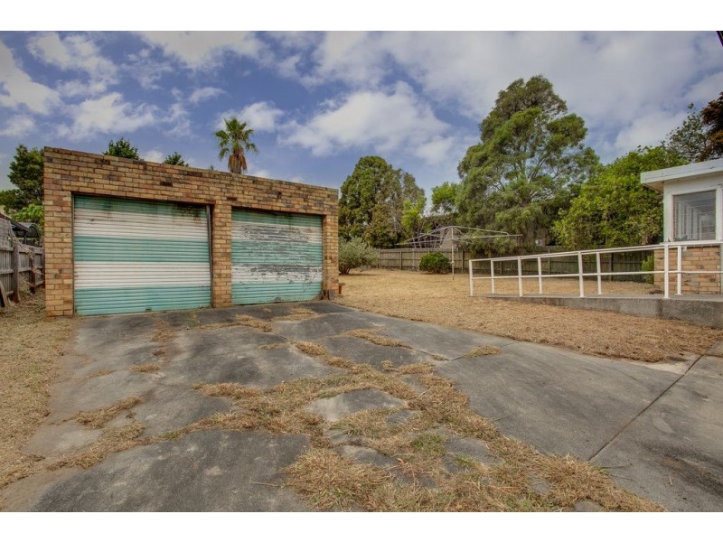 15 Falconer Road, Boronia VIC 3155