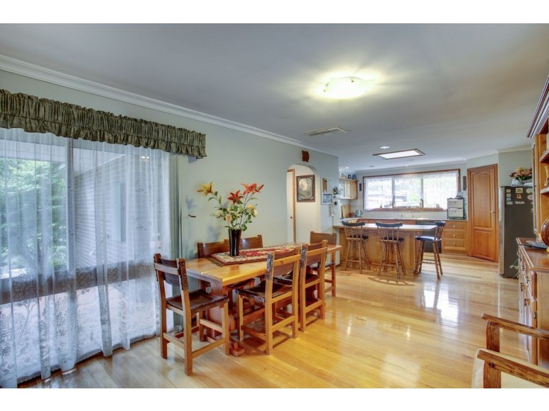 304 Colchester Road, Bayswater North VIC 3153