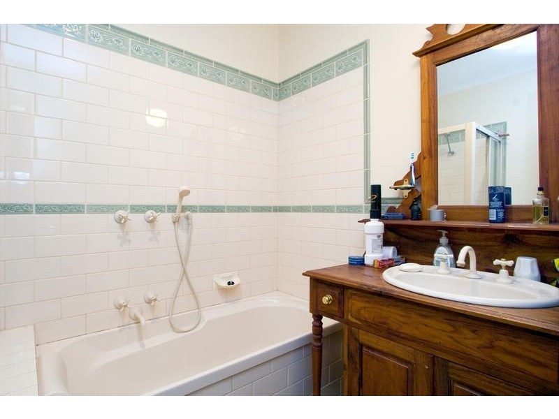 16 Augusta Road, The Basin VIC 3154