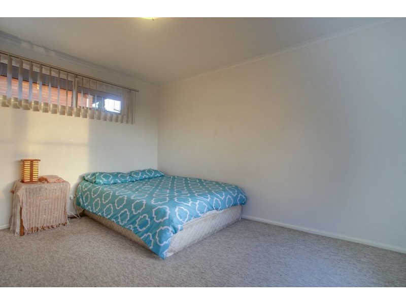 37 Veronica Street, Ferntree Gully VIC 3156