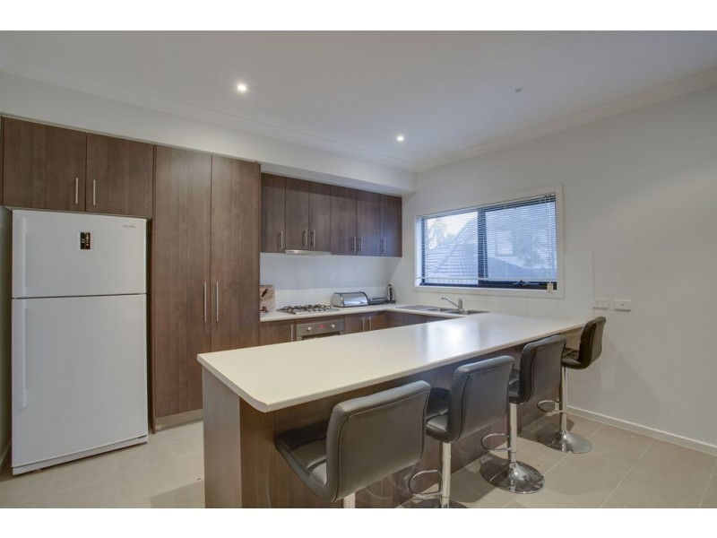 22 Mountview Parade, Mooroolbark VIC 3138
