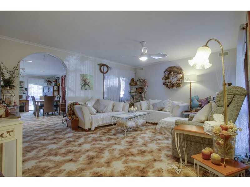 5 Kimber Close, Ferntree Gully VIC 3156