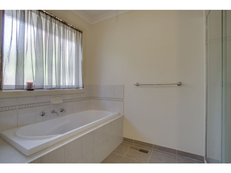 2/87 Albert Avenue, Boronia VIC 3155