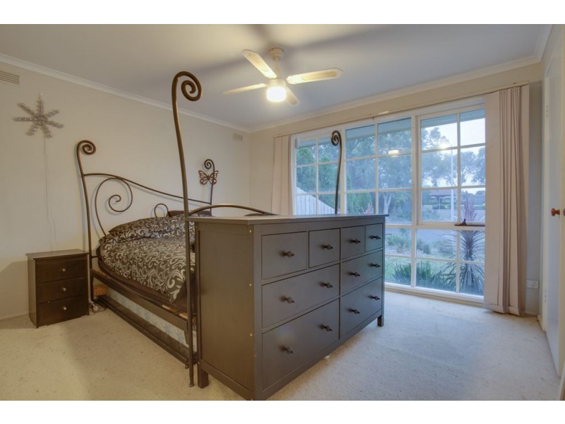 1/3 Tanunda Close, Scoresby VIC 3179