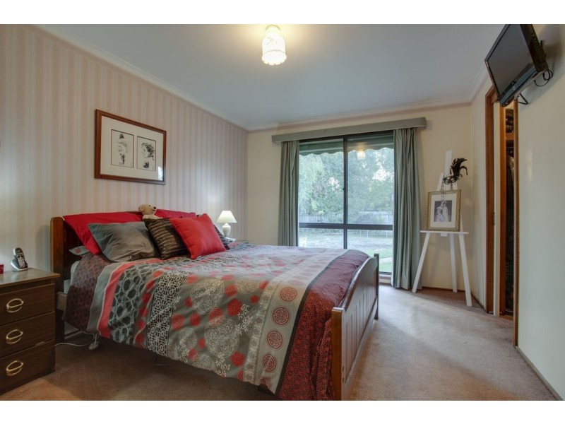 43 Bellbird Drive, Bayswater North VIC 3153