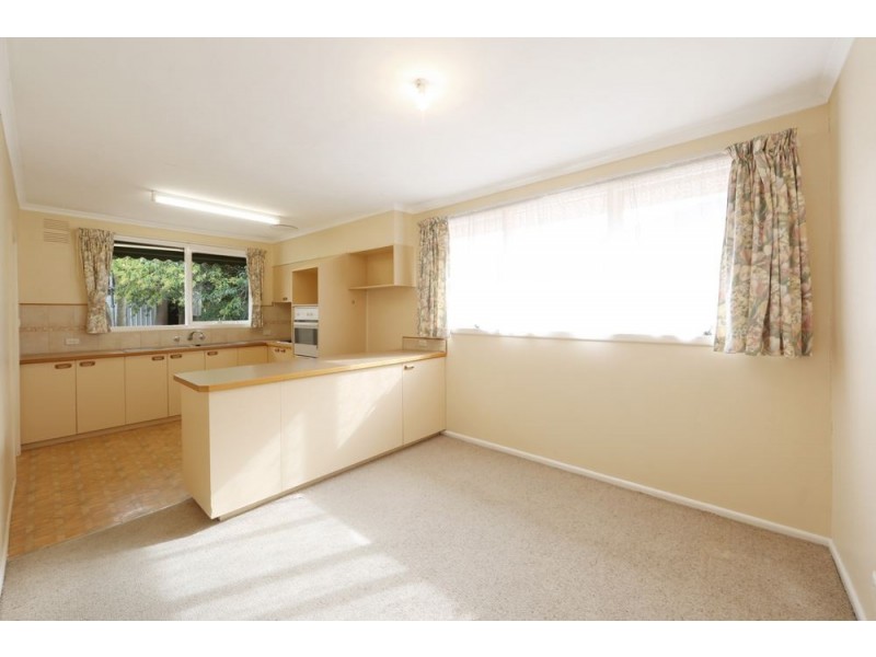 12 Queenstown Road, Boronia VIC 3155