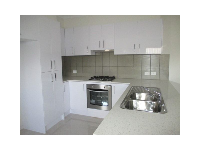 4/7 Laurel Avenue, Boronia VIC 3155