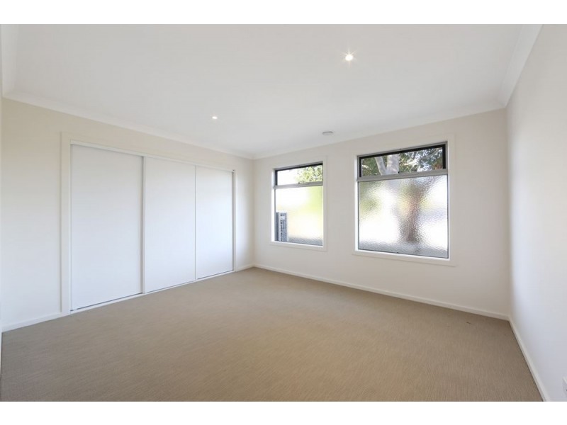 4/7 Laurel Avenue, Boronia VIC 3155