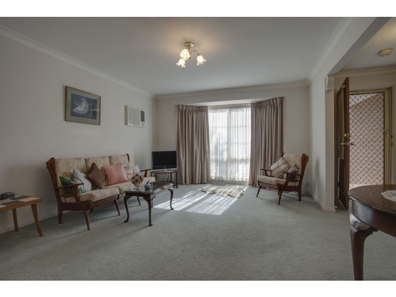 4/1 Ervin Road, Kilsyth VIC 3137