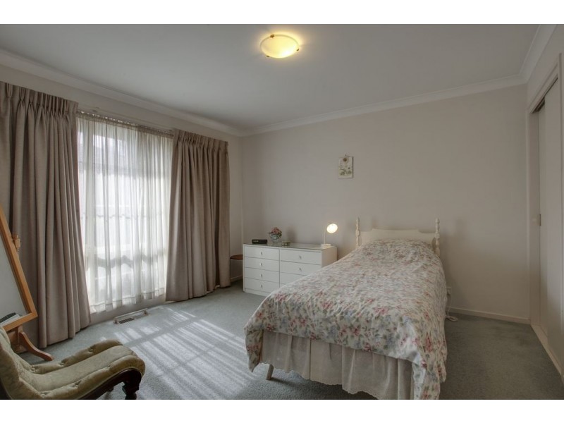 4/1 Ervin Road, Kilsyth VIC 3137