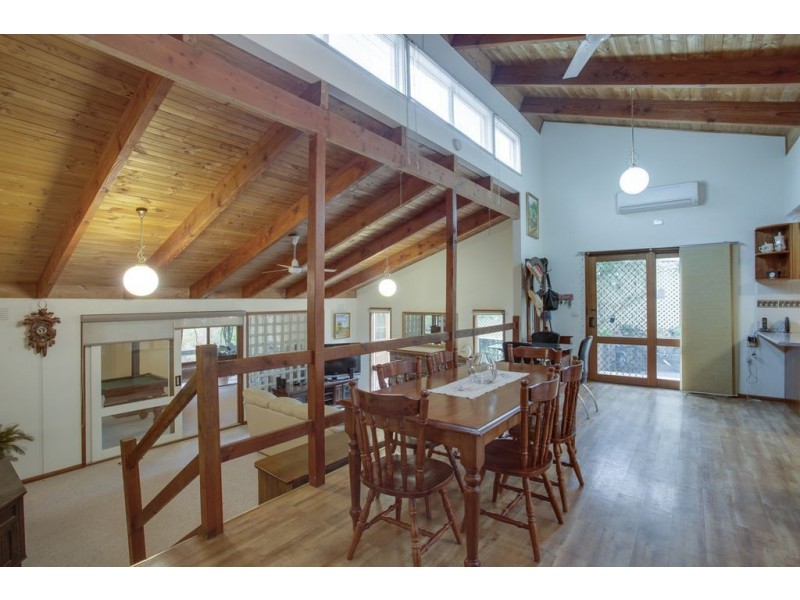 87 Quinn Crescent, Mount Evelyn VIC 3796