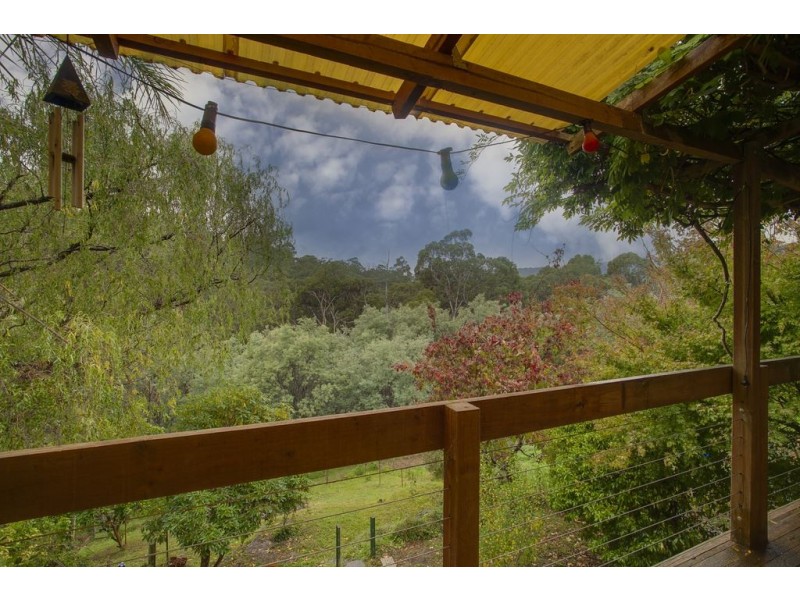 87 Quinn Crescent, Mount Evelyn VIC 3796