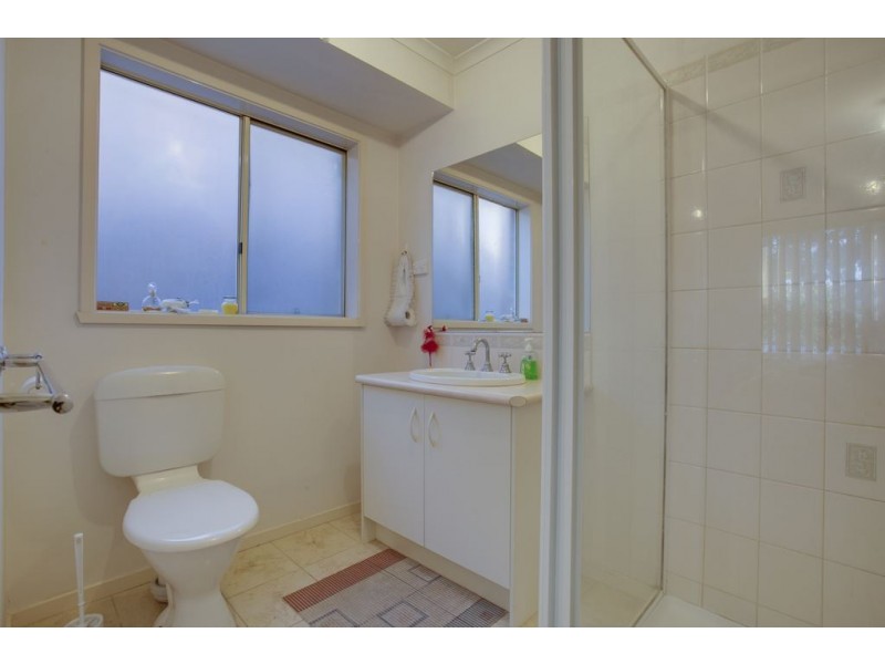 6 Lucy Hill Rise, Rowville VIC 3178