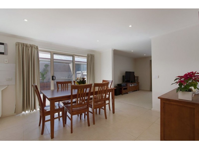 2/45 Tulip Crescent, Boronia VIC 3155