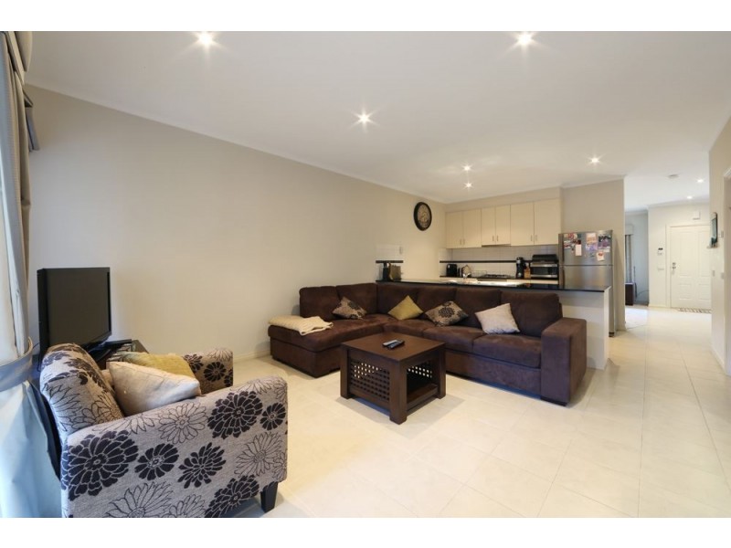 14/49 Democrat Drive, The Basin VIC 3154