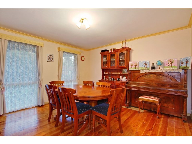 9 Waratah Avenue, Bayswater North VIC 3153