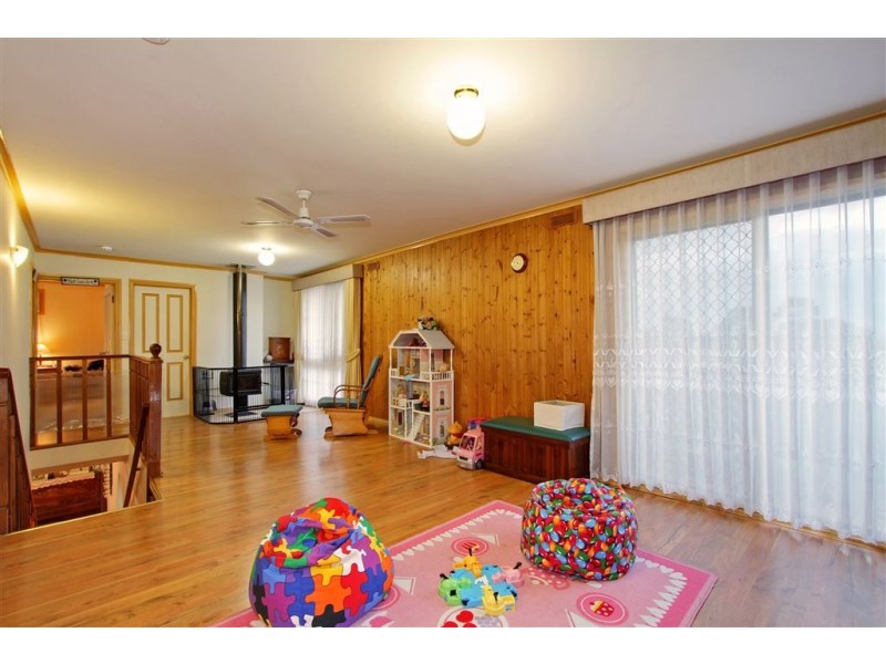 9 Waratah Avenue, Bayswater North VIC 3153