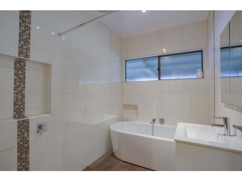 2 Derwent Drive, Bayswater VIC 3153
