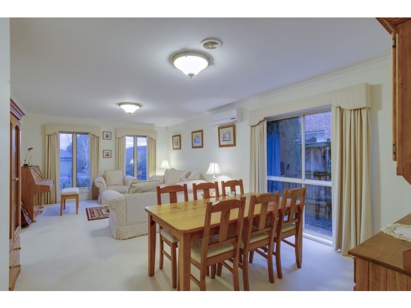 22 Langhorne Crescent, Rowville VIC 3178